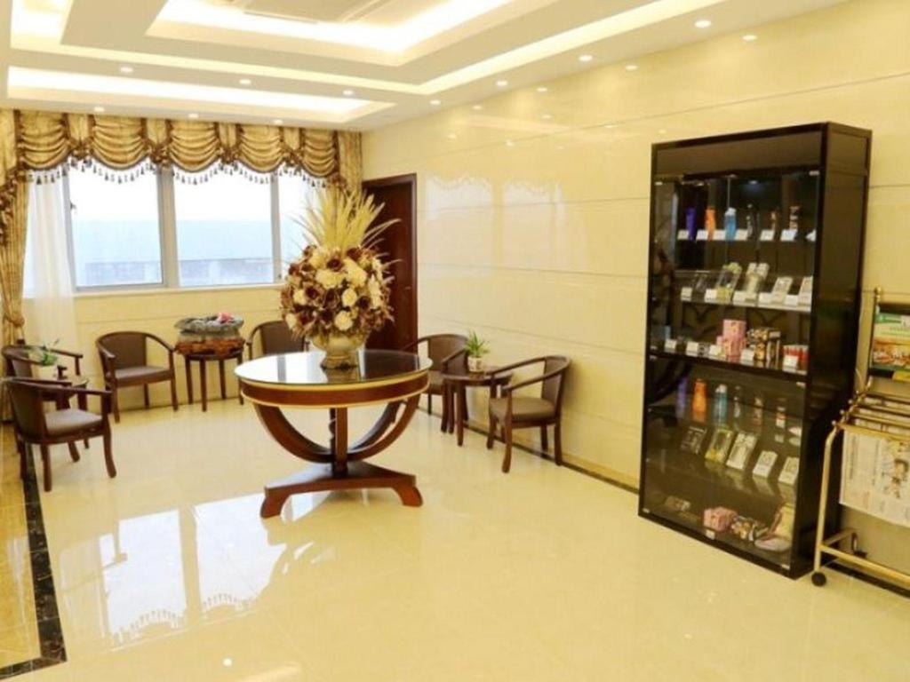 格林豪泰苏州园区阳澄湖唯亭旺角华谊影视城快捷酒店 外观 照片