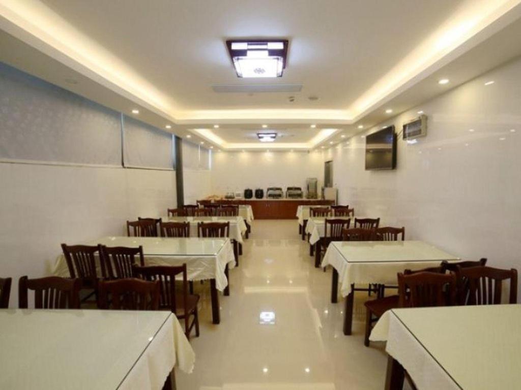 格林豪泰苏州园区阳澄湖唯亭旺角华谊影视城快捷酒店 外观 照片