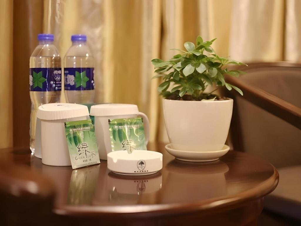 格林豪泰苏州园区阳澄湖唯亭旺角华谊影视城快捷酒店 外观 照片