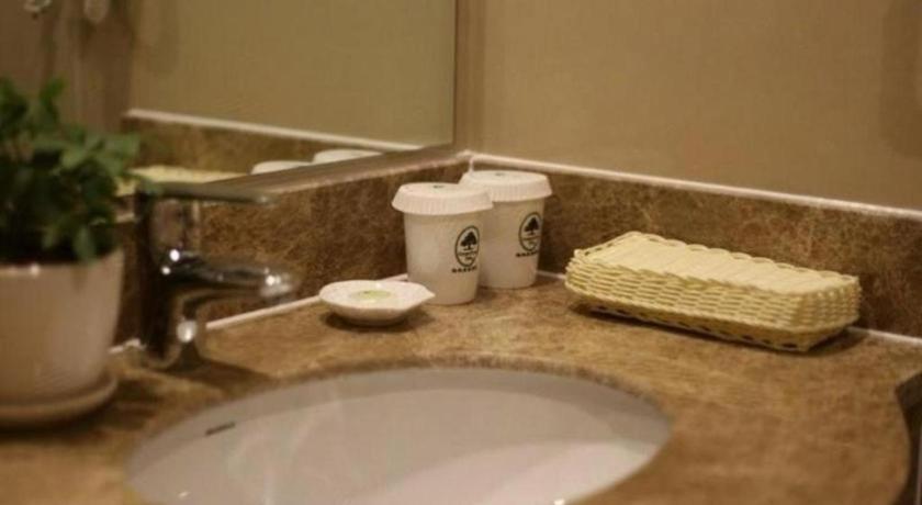 格林豪泰苏州园区阳澄湖唯亭旺角华谊影视城快捷酒店 外观 照片